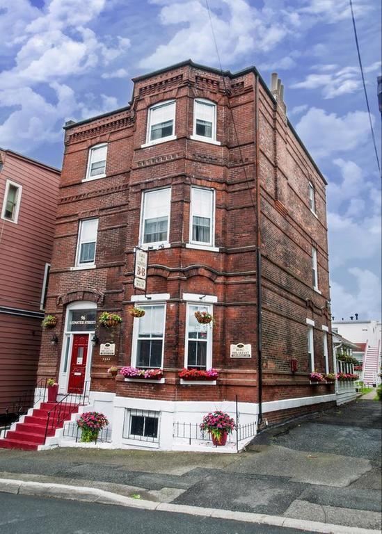 Earle Of Leinster B&B Saint John Bagian luar foto
