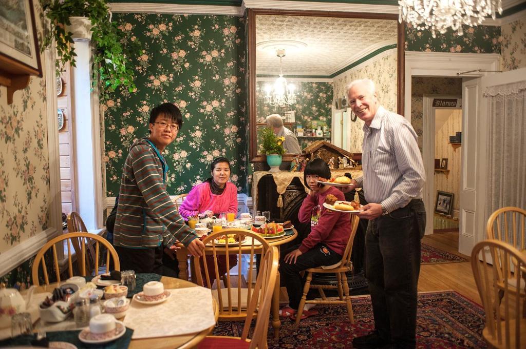 Earle Of Leinster B&B Saint John Bagian luar foto