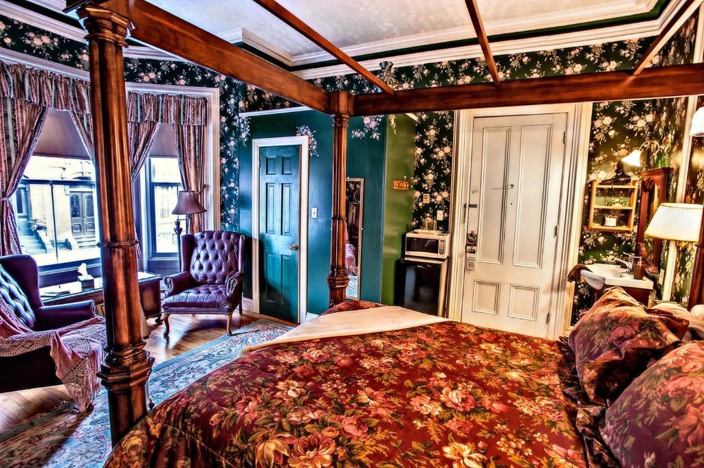 Earle Of Leinster B&B Saint John Ruang foto